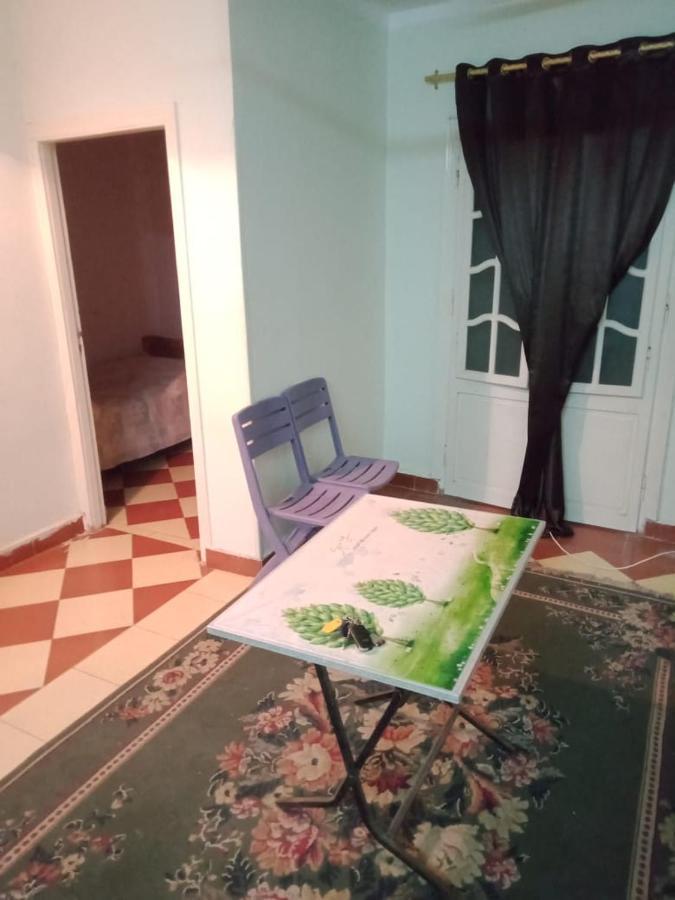 شقة مميزة فى الهانوفيل الاسكندرية ترى البحر جانبى " Alex " Apartamento Alexandria Exterior foto