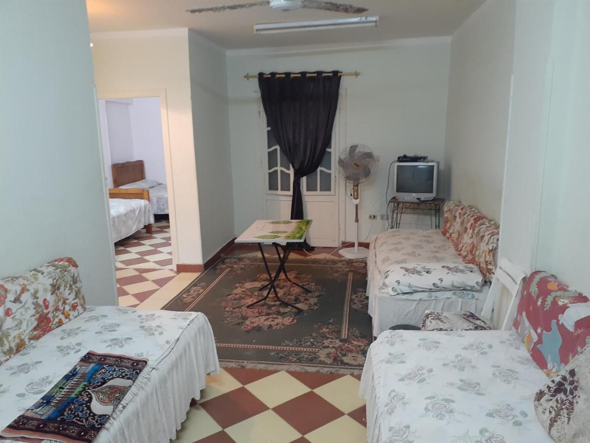 شقة مميزة فى الهانوفيل الاسكندرية ترى البحر جانبى " Alex " Apartamento Alexandria Exterior foto